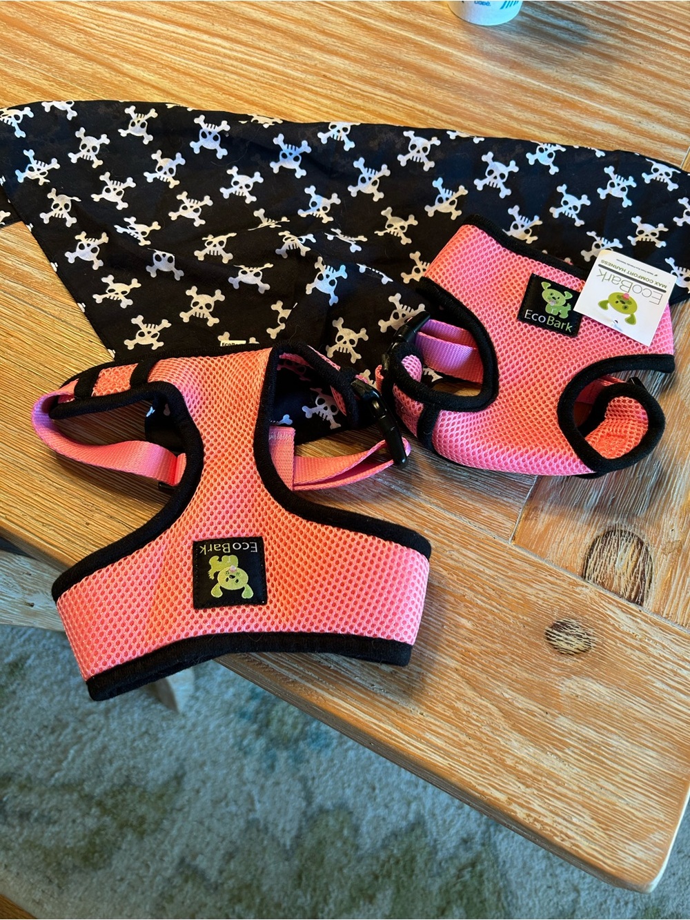 Two nwt dog harness & bandans too sz small & sz m